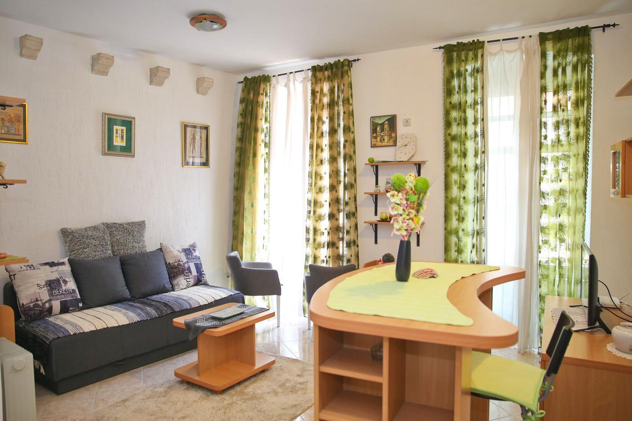 Old Town Kotor Square Apartment ภายนอก รูปภาพ