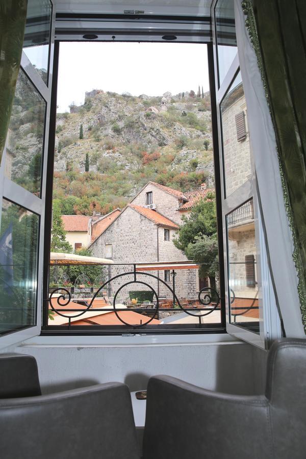 Old Town Kotor Square Apartment ภายนอก รูปภาพ